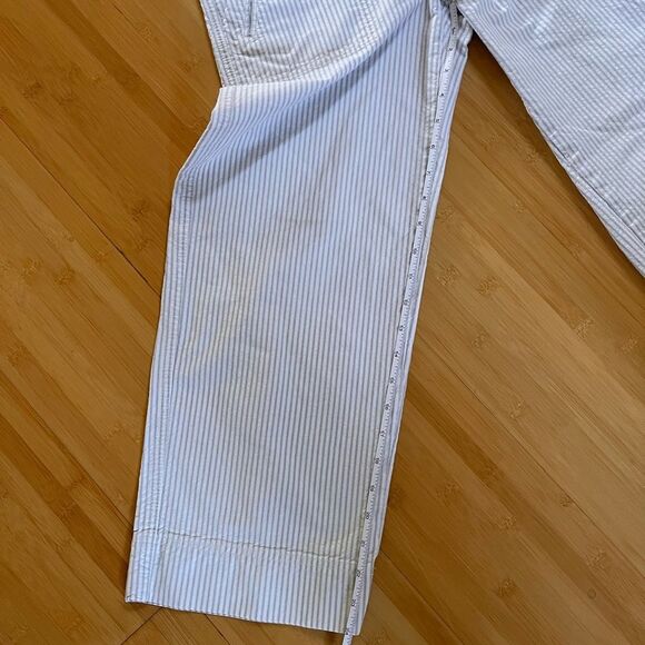 White & Grey Striped Straight Leg Capri Pants - Picture 5 of 8